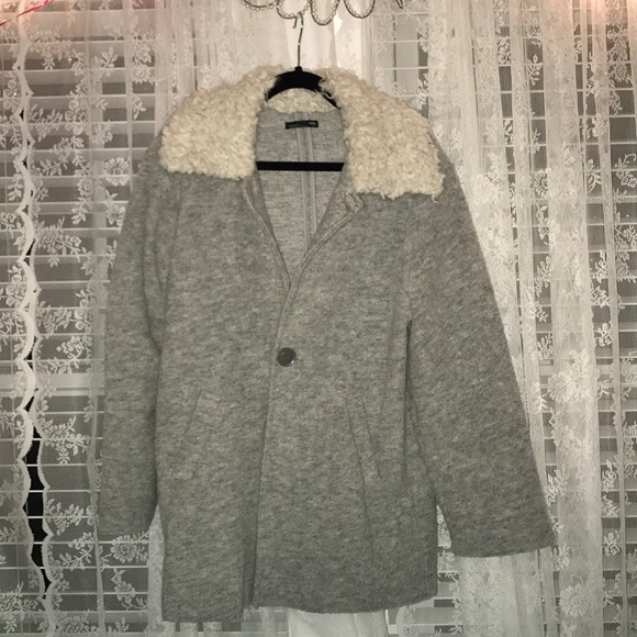 Zara Jackets & Blazers - ZARA Jacket